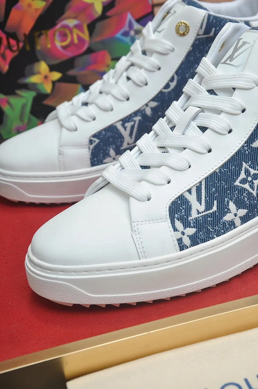 Men's shoes 💰600💶[LOUIS VUITTON] Original order price (mesh lining) new model 🍀LV Louis Vuitton * - top version of LV classic trendy shoes! Made of imported original cowhide, water-dyed cowhide lining, and original wear-resistant rubber outsole! High quality products! Code number 38-45 (45 is custom-made and cannot be returned or exchanged)